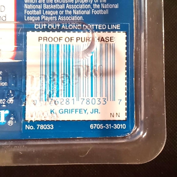 Starting Lineup - 1992 - Ken Griffey Jr - Base Series w/Special Series Poster - Picture 3 of 3
